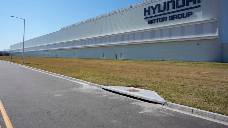 ARCHIVO - Vista de la megaplanta de Hyundai Motor Group America en Ellabell, Georgia, el 26 de...