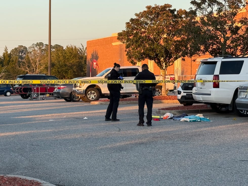 El tiroteo ocurrió en el estacionamiento de un Target en Savannah.