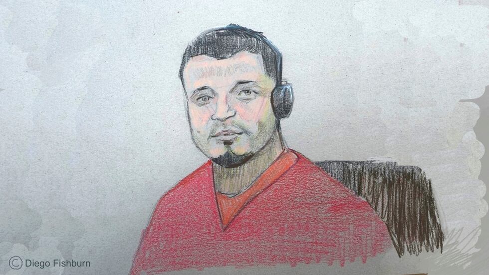 En este dibujo del tribunal aparece Kilmar Ábrego García durante su audiencia de detención, el...