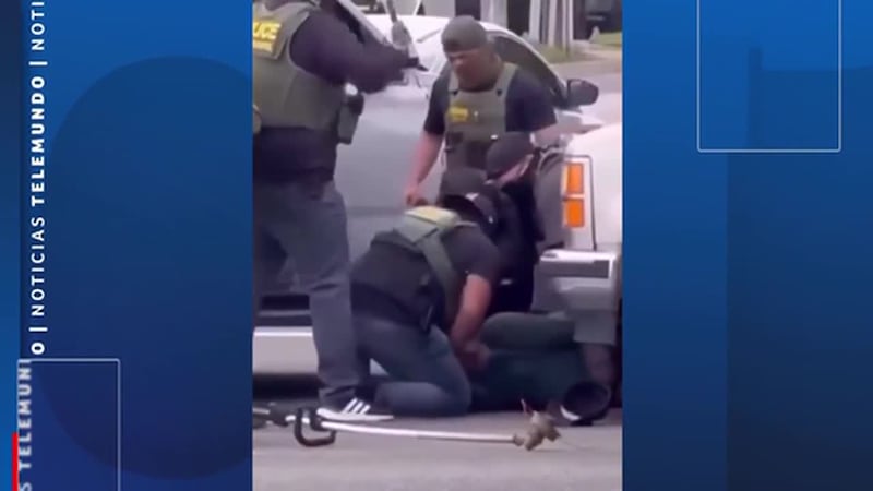 Inmigrante mexicano detenido violentamente podrá seguir viviendo legalmente en EE.UU. Jueza...