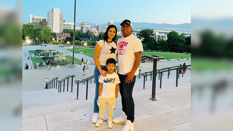 Fue detenido por el gobierno federal tras una confusión de identidad con su propio gemelo....